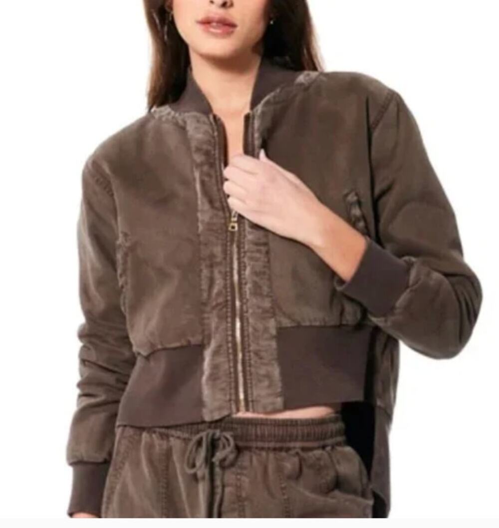 Young Fabulous & Broke Reversible Quilted Olive Green Bomber Jacket Small NEW